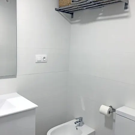 Vero Y Parking En El Edificio 아파트 그라나다